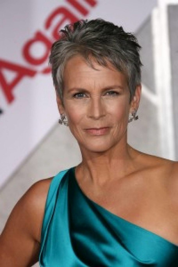 Medium Short Hairstyles For Thin Faces Over 50 