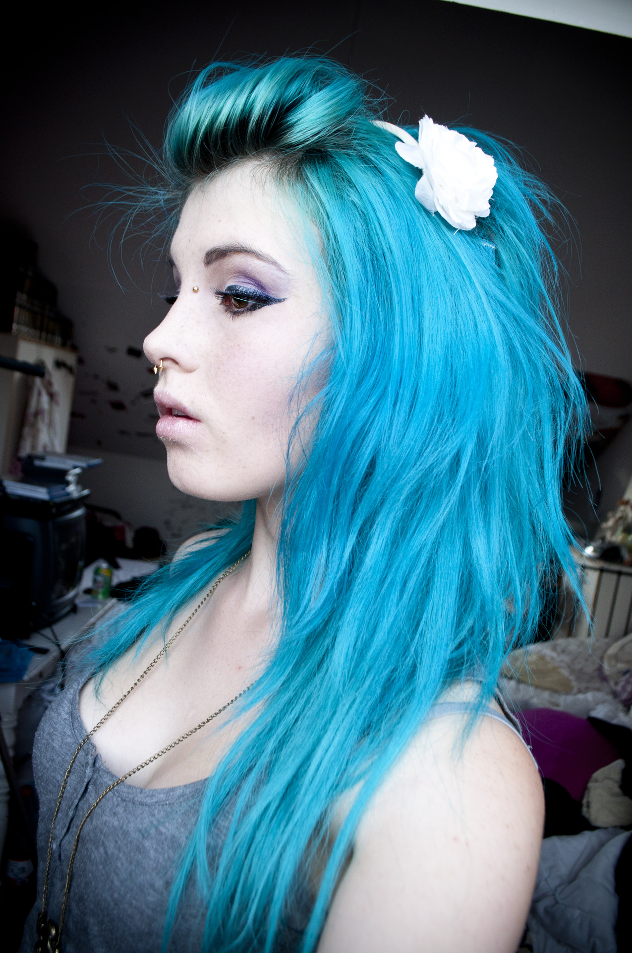 Win Your Hairs Adorning Stares By Coloring Them Blue HairStyles For Women Win Your Hairs Adorning Stares By Coloring Them Blue HairStyles For Women