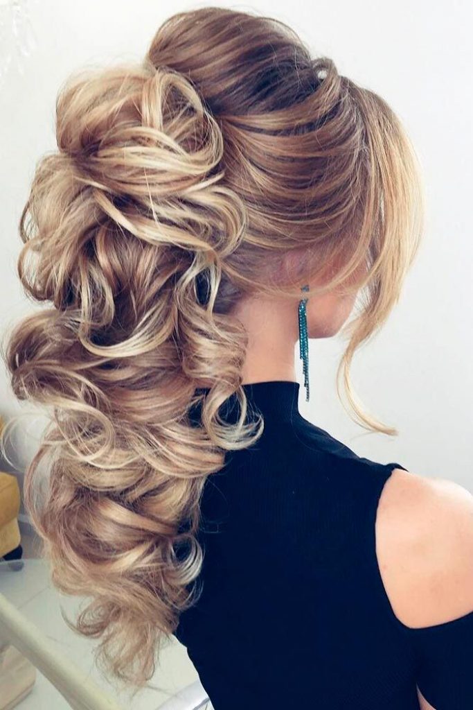 47 Your Best Hairstyle to Feel Good During Your Graduation ...