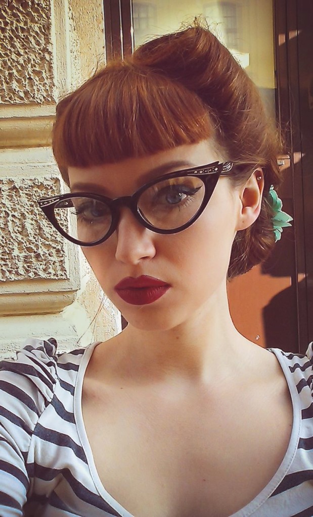 bangs-with-glasses-hairstyles-17