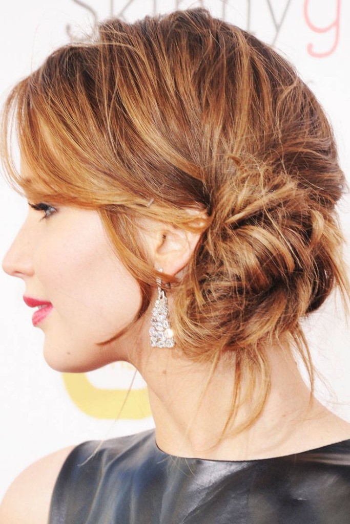 bun-hairstyles-with-bangs-17