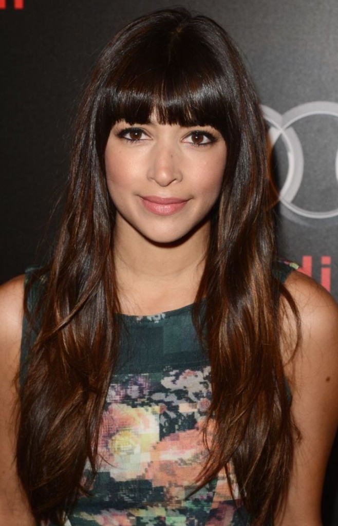 long-black-hairstyles-with-bangs-20
