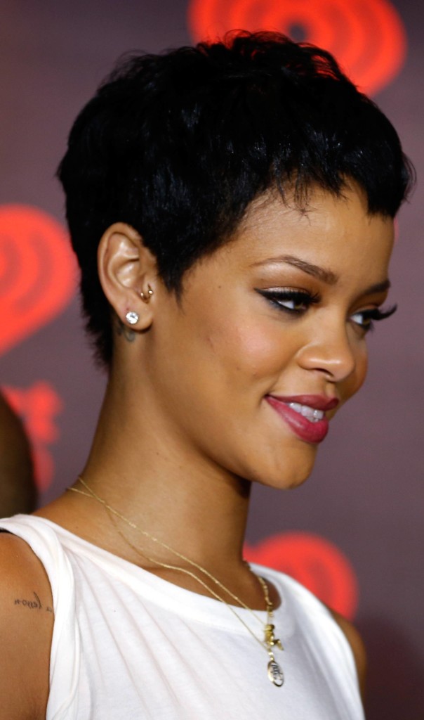 Top 12 Upscale Short Hairstyles for Black Women Over 50 ...