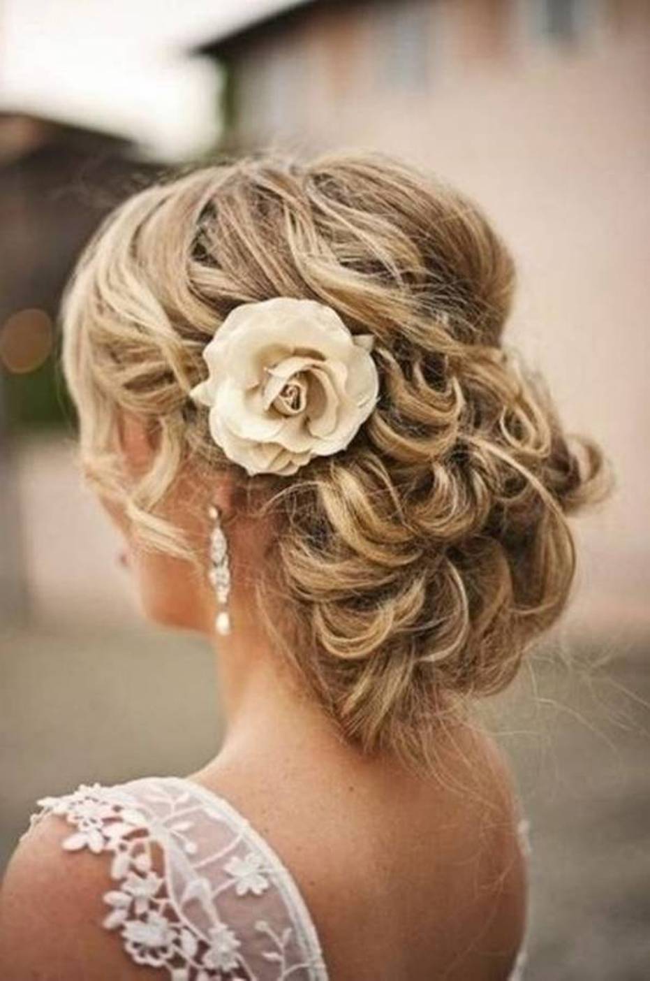 39 Walk down the aisle with amazing wedding hairstyles for thin hair