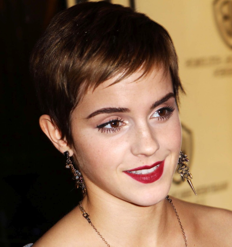 short hairstyles with bangs - 32