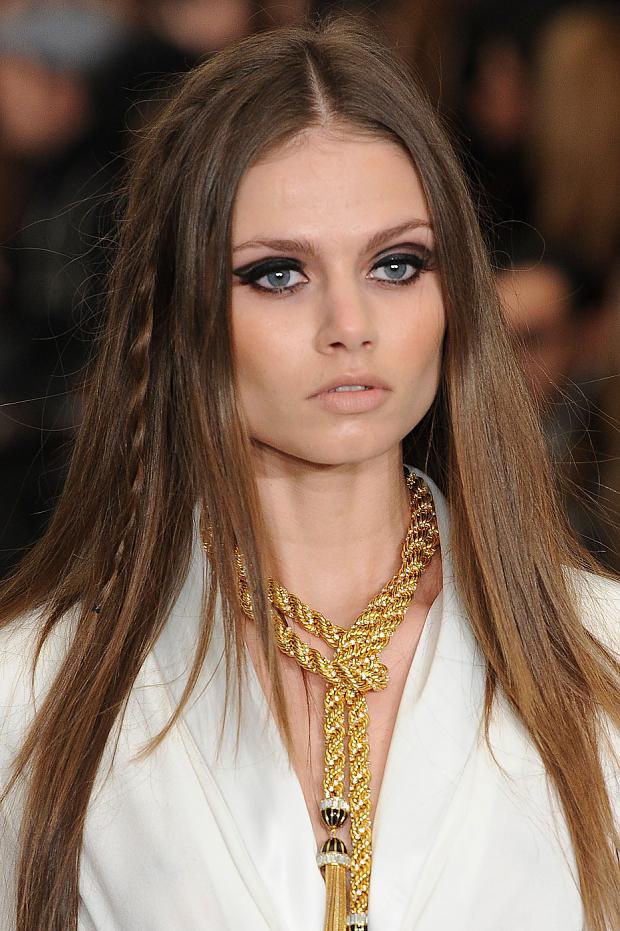 Top 9 Fashionable Hairstyles In The Style Of 1970 HairStyles For Women Top 9 Fashionable Hairstyles In The Style Of 1970 HairStyles For Women