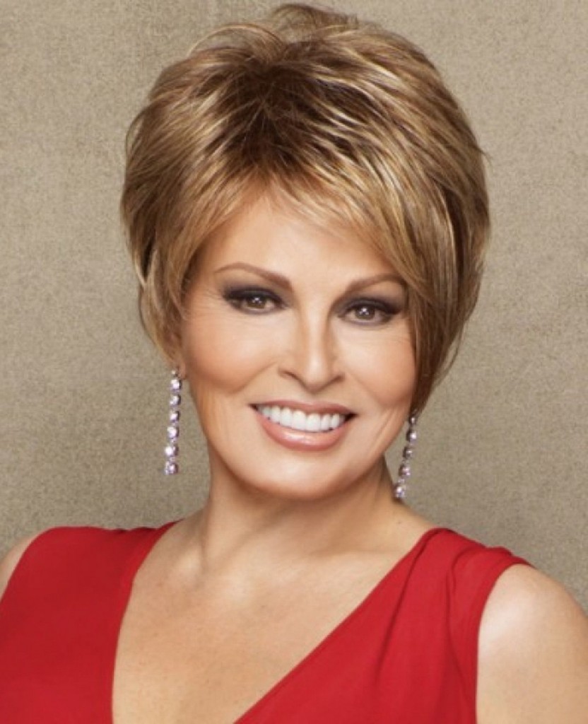 best-short-hairstyles-for-women-over-50-12