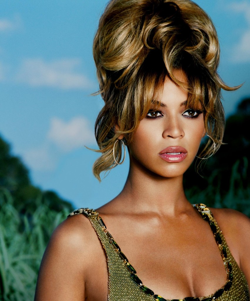 beyonce-hairstyles-with-bangs-18