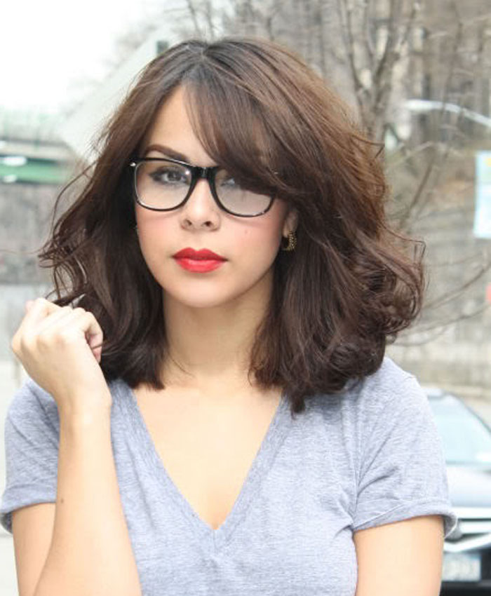 hairstyles-with-bangs-and-glasses-23