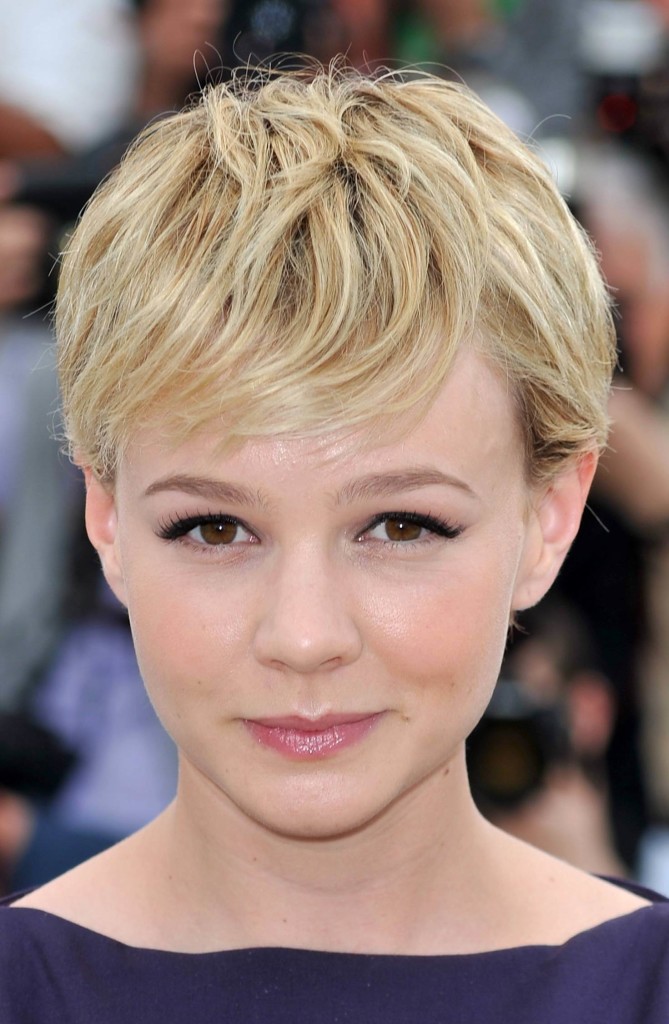 short blonde hairstyles with bangs - 12
