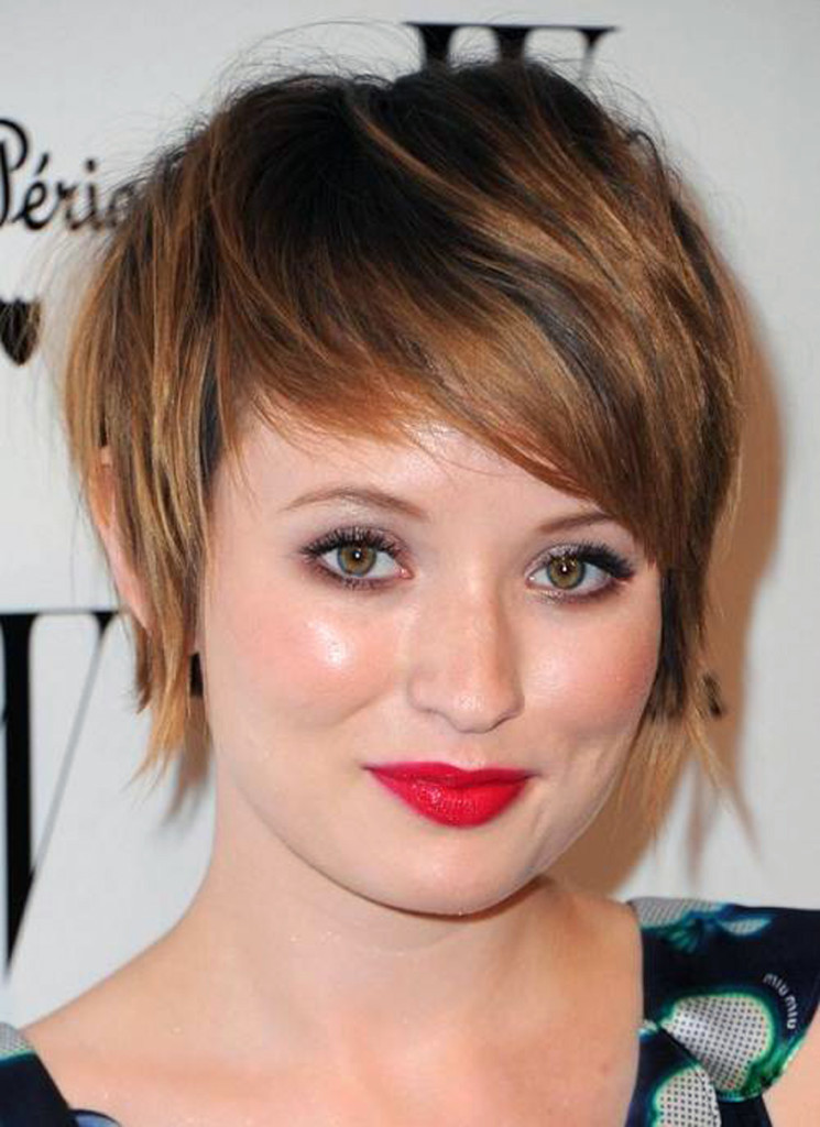 short-hairstyle-with-long-bangs-11