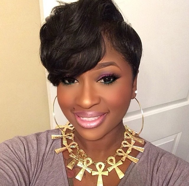 short-hairstyles-with-bangs-for-black-women-16