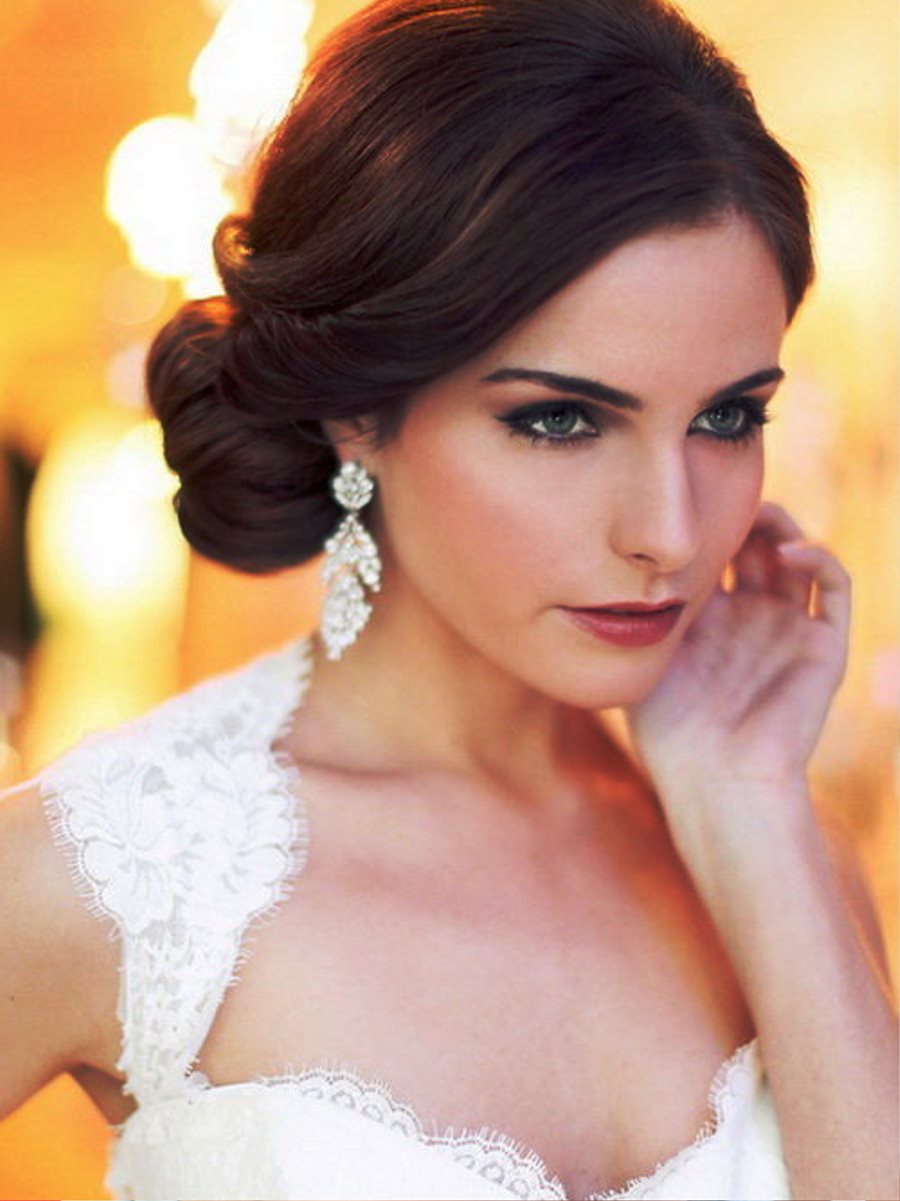 Top 21 Bridal hairstyles with fringes – HairStyles for Women