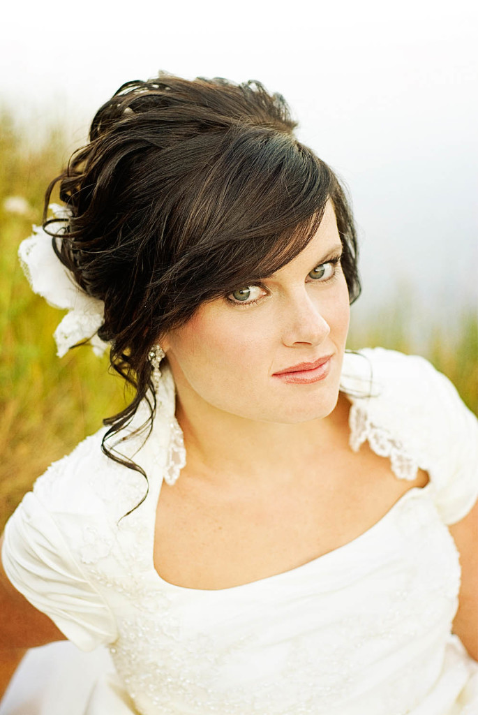 wedding-hairstyles-with-bangs-22