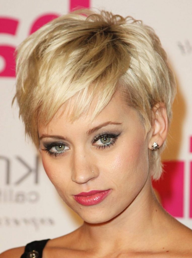 TOP 70 amazing short haircuts for girls 2023