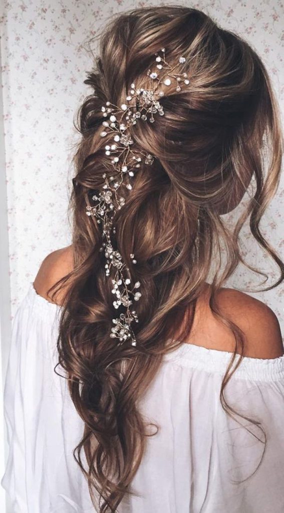 Prom hairstyles - 35 methods to complete your look