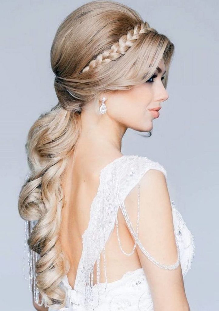 Prom hairstyles - 35 methods to complete your look