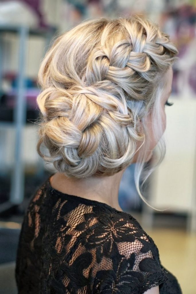 Prom hairstyles - 35 methods to complete your look