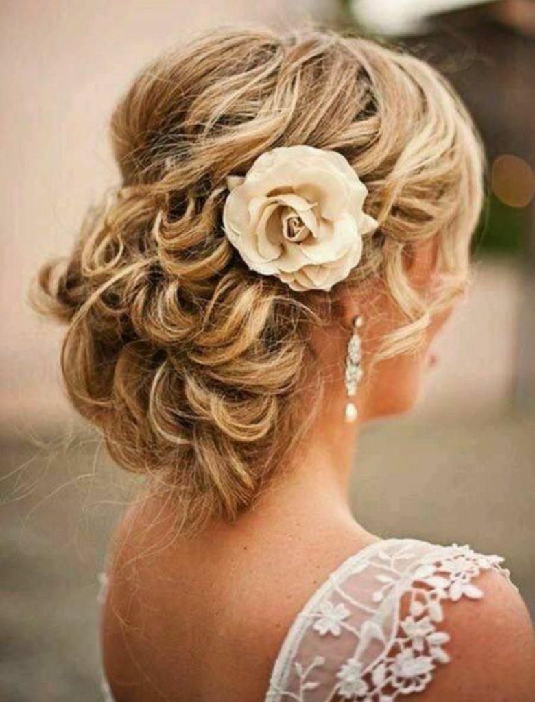 Prom hairstyles - 35 methods to complete your look