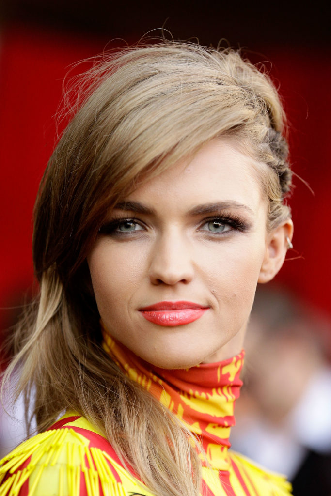 Ruby rose long hair - fashion inspiration for most women