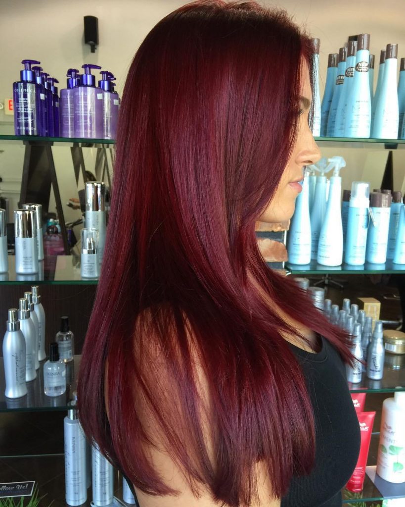 20 benefits of Burgundy hair color