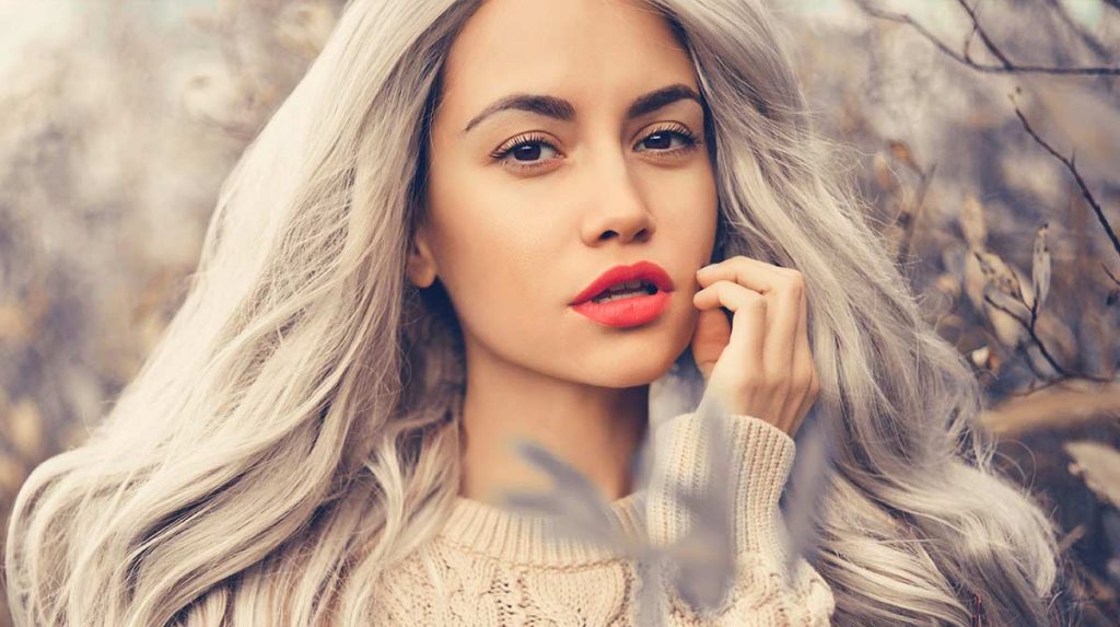 Grey hair: Hide or Not to Hide?