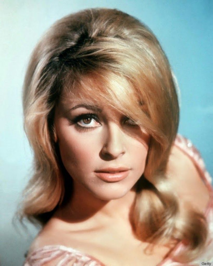 40 Elegant and fresh- Why the 60s hairstyles are the stars when it ...