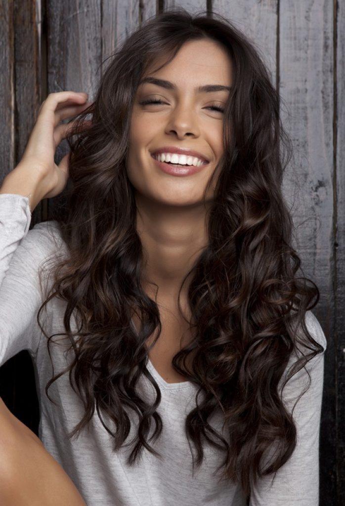 37 Trendy and Cool Curls Hairstyles