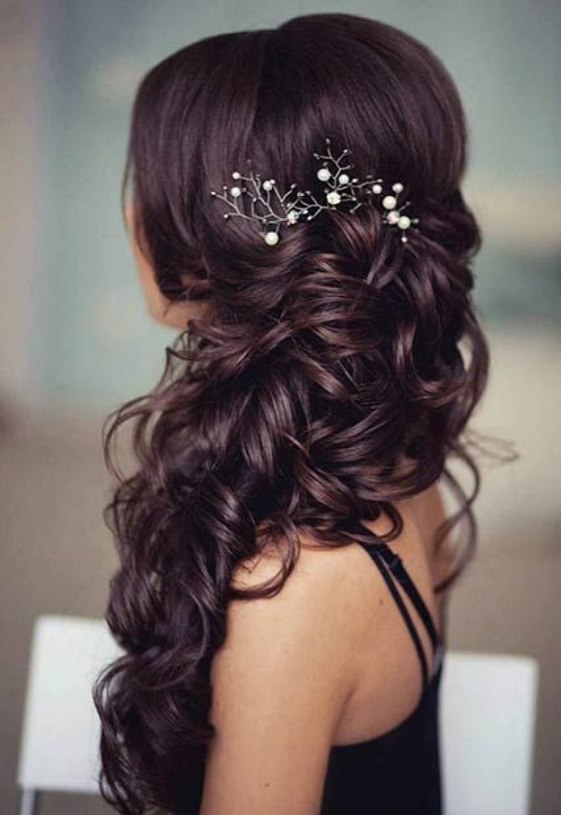 47 Your Best Hairstyle to Feel Good During Your Graduation – HairStyles ...