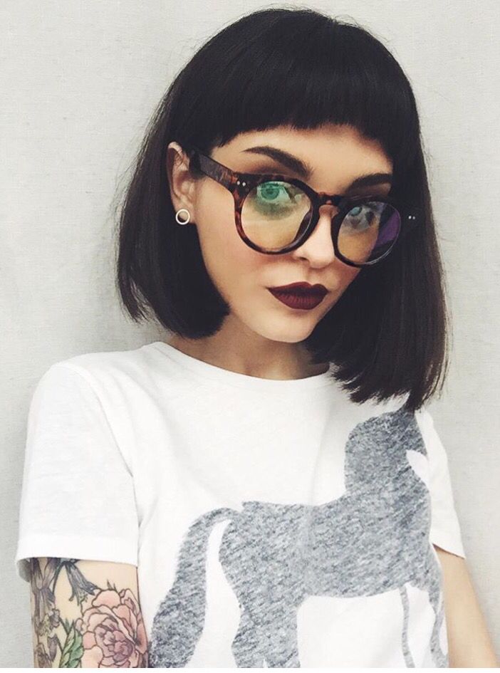 Top 30 HairStyles with Bangs and Glasses, the perfect combination