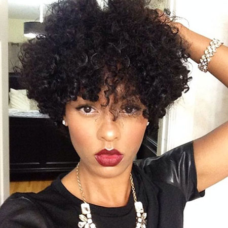 23 Nice Short Curly Hairstyles for Black Women