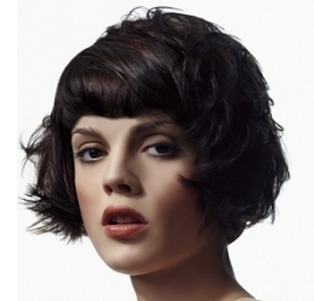 bob hairstyle with bangs photo - 10