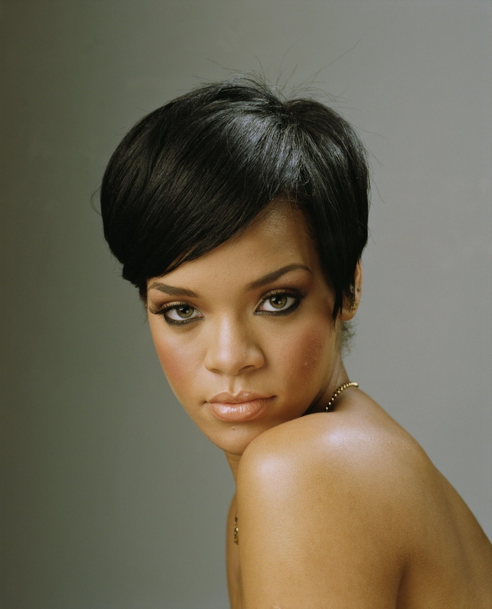 rihanna hairstyles photo - 8