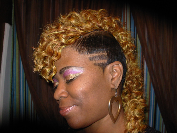 short curly weave hairstyles for black women photo - 9