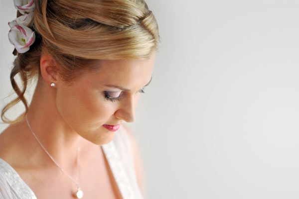 wedding hairstyles for thin hair photo - 1