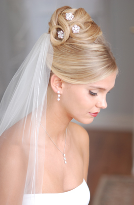 wedding hairstyles for thin hair photo - 6