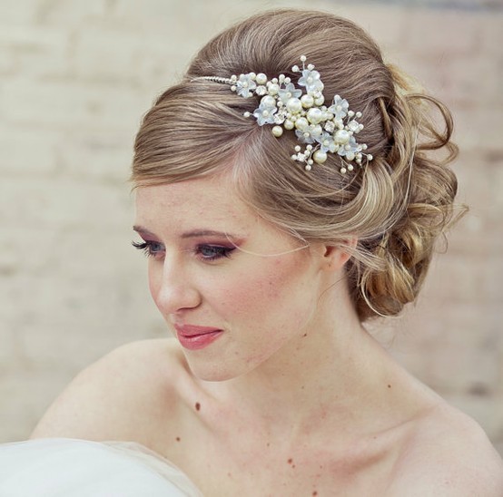 wedding hairstyles for thin hair photo - 9